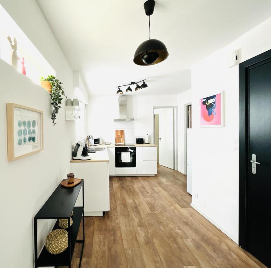 Au Perron Avec Garage Et Balcon A Ribeauville Exterior photo